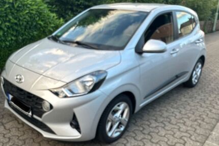Hyundai i10 40.400 km 10.900 &euro; Duisburg 47055