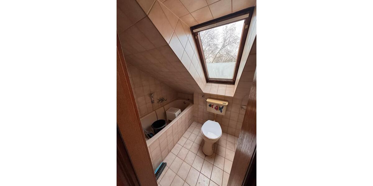 DG-Wohnung mit Küche in der Nähe von Schloss Strünkede, Herne 2 zimmer