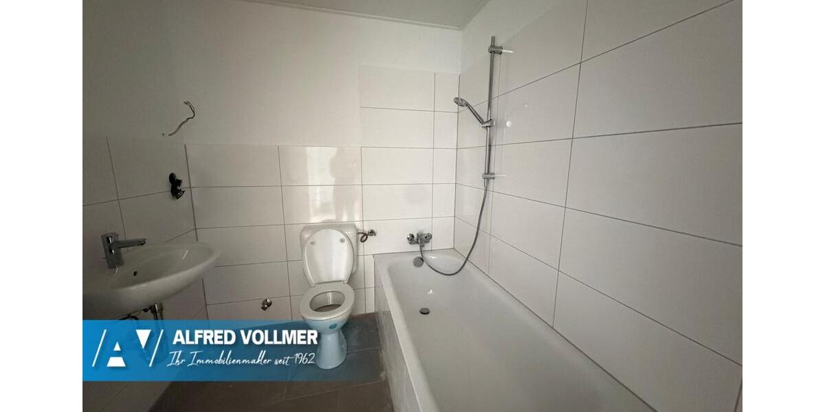 Dachgeschoßwohnung Wuppertal Gemarkung Barmen - 3 Zimmer, 68 m&sup2;, 510&euro; | Angebot:26666108