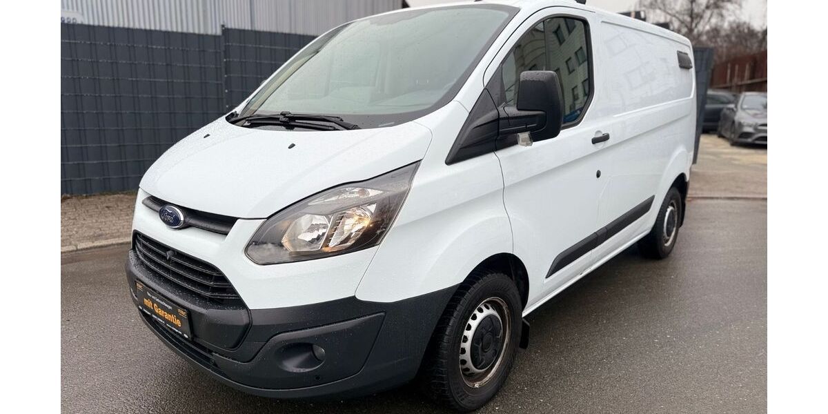 Ford Transit Custom 96.000 km 9.900 &euro; Essen 45356