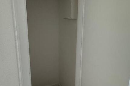 Wohnung Witten - 2 Zimmer, 74 m&sup2;, 556&euro; | Angebot:25805537