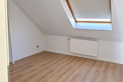 Wohnung Gelsenkirchen Rotthausen - 4 Zimmer, 80 m&sup2;, 550&euro; | Angebot:27600979