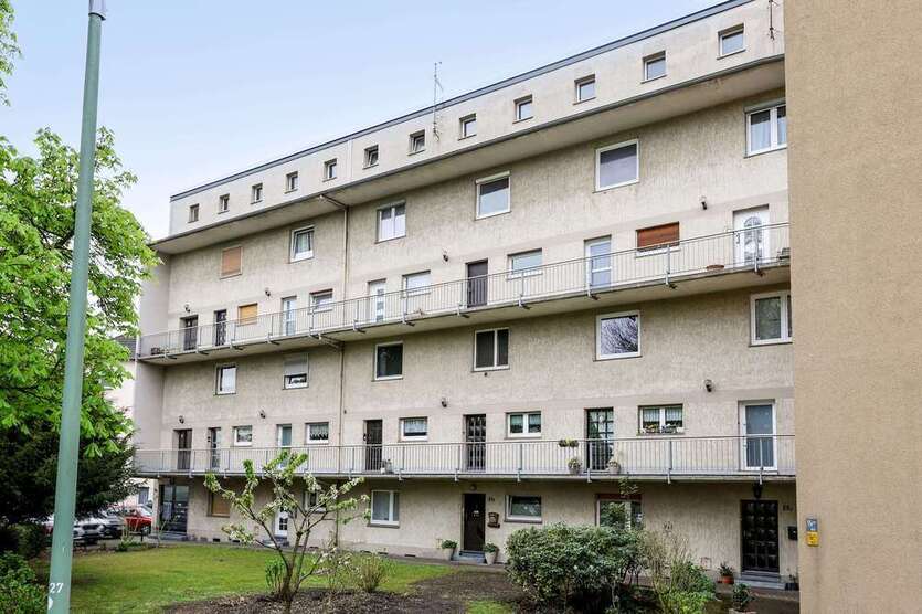 Wohnung zum Kaufen in Essen, Altendorf 99.000 € 72.35 m²