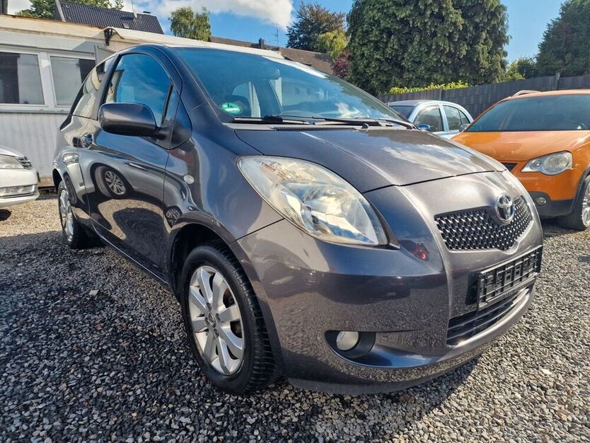 Yaris