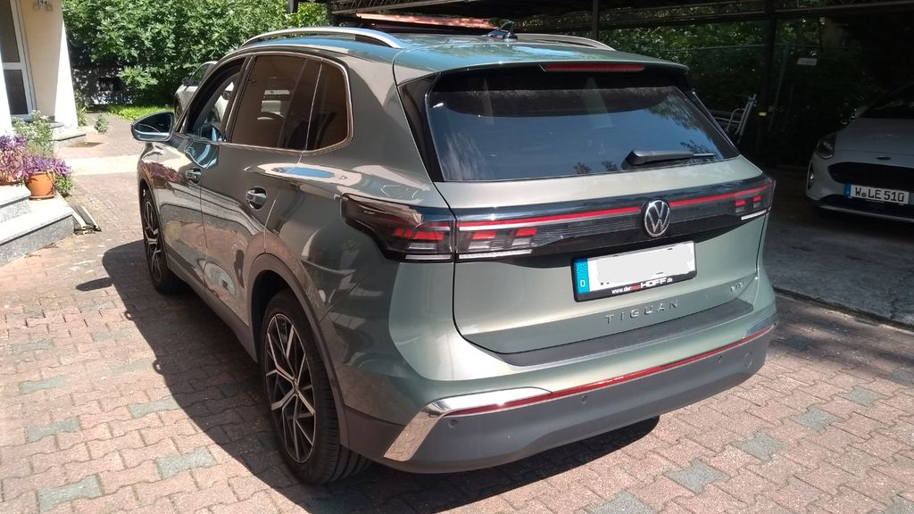 VW Tiguan 33.500 km 36.900 &euro; Wuppertal 42285