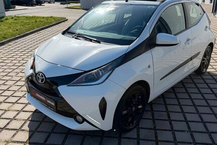 Toyota Aygo (X) 121.000 km 7.950 &euro; Essen 45329