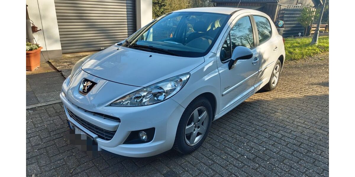 Peugeot 207 138.500 km 2.999 &euro; Erkrath 40699