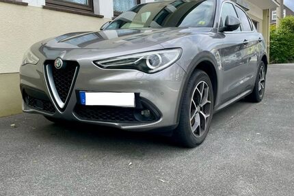 Alfa Romeo Stelvio 99.300 km 19.100 &euro; Wuppertal 42287