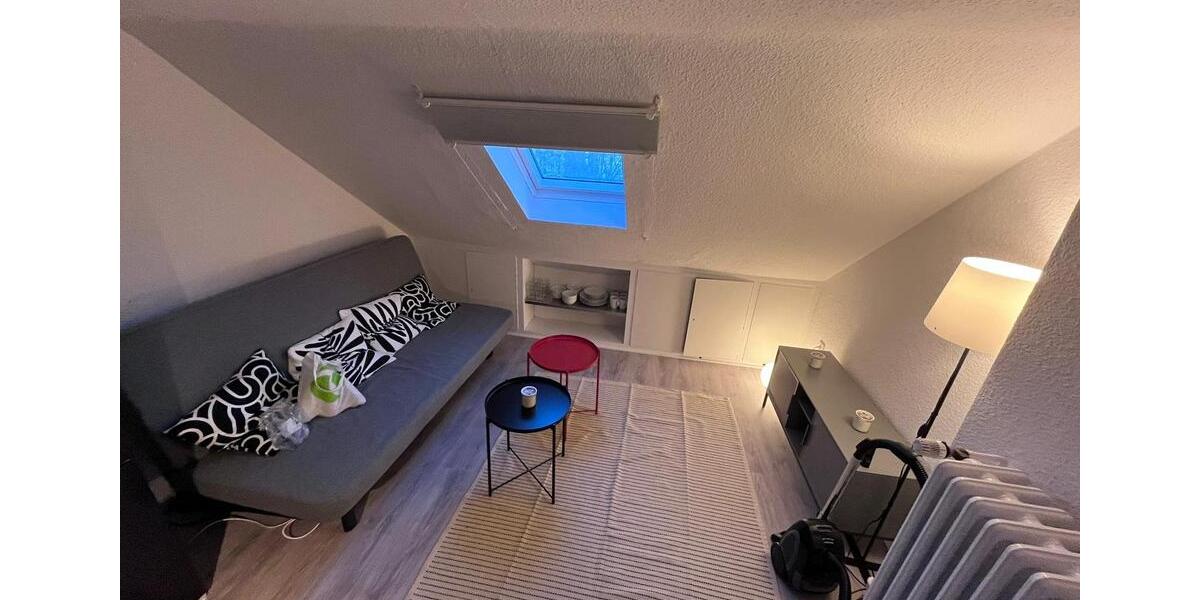 Möblierte Wohnung im 5-Parteienhaus mit Gemeinschaftsterrasse 1 zimmer