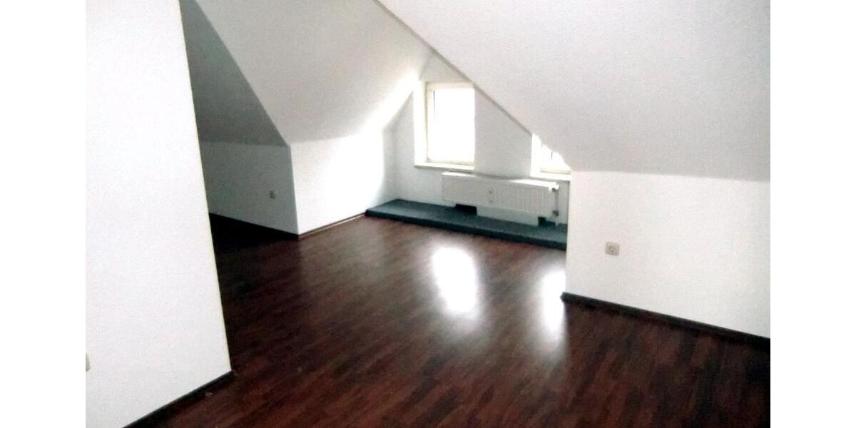 Dachgeschoßwohnung Gladbeck Brauck - 2.5 Zimmer, 80 m&sup2;, 480&euro; | Angebot:25391629
