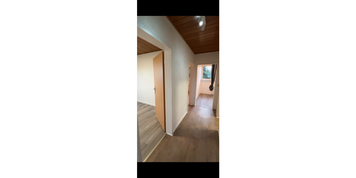 ruhig und schön wohnen: 3,5-Zimmer, 2. OG, KM 494€ 3 zimmer