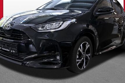 Toyota Yaris 1.011 km 27.489 &euro; Oberhausen 46149