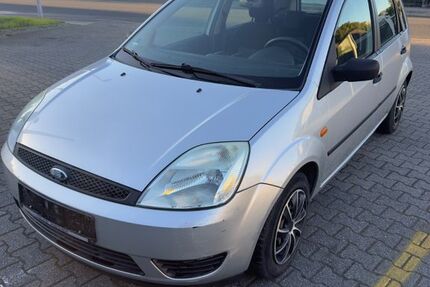 Ford Fiesta 140.350 km 1.200 &euro; Duisburg 47138