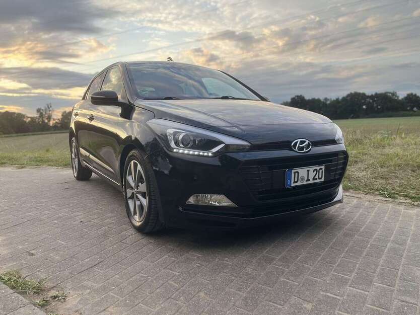 i20