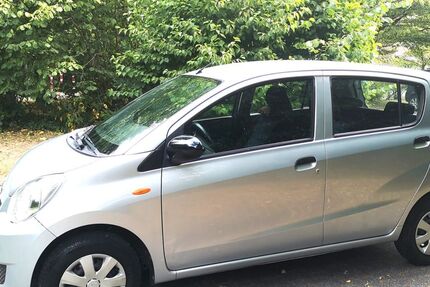 Daihatsu Cuore 95.000 km 3.990 &euro; Essen 45219