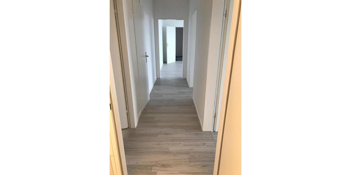 Etagenwohnung Duisburg Essenberg - 3.5 Zimmer, 88 m&sup2;, 795&euro; | Angebot:26699627