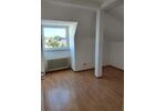 Dachgeschoßwohnung Essen Huttrop - 3 Zimmer, 67 m&sup2;, 109.000&euro; | Angebot:27446984