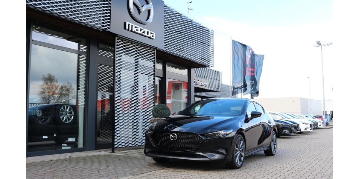 Mazda 3 96.586 km 18.490 &euro; Moers 47441