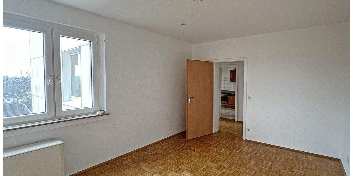 Etagenwohnung Essen Freisenbruch - 2 Zimmer, 68 m&sup2;, 515&euro; | Angebot:24806724