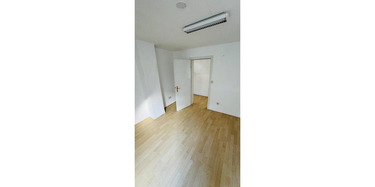 Gewerbefläche für Büro oder Seminarräume geeignet zu vermieten. zimmer
