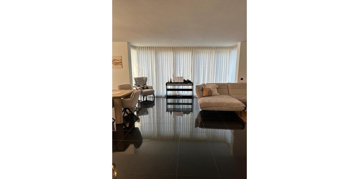 Freistehendes Einfamilienhaus an der Ried 8 zimmer