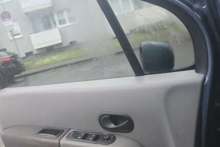 Renault Modus 144.000 km 2.300 &euro; Herne 44625