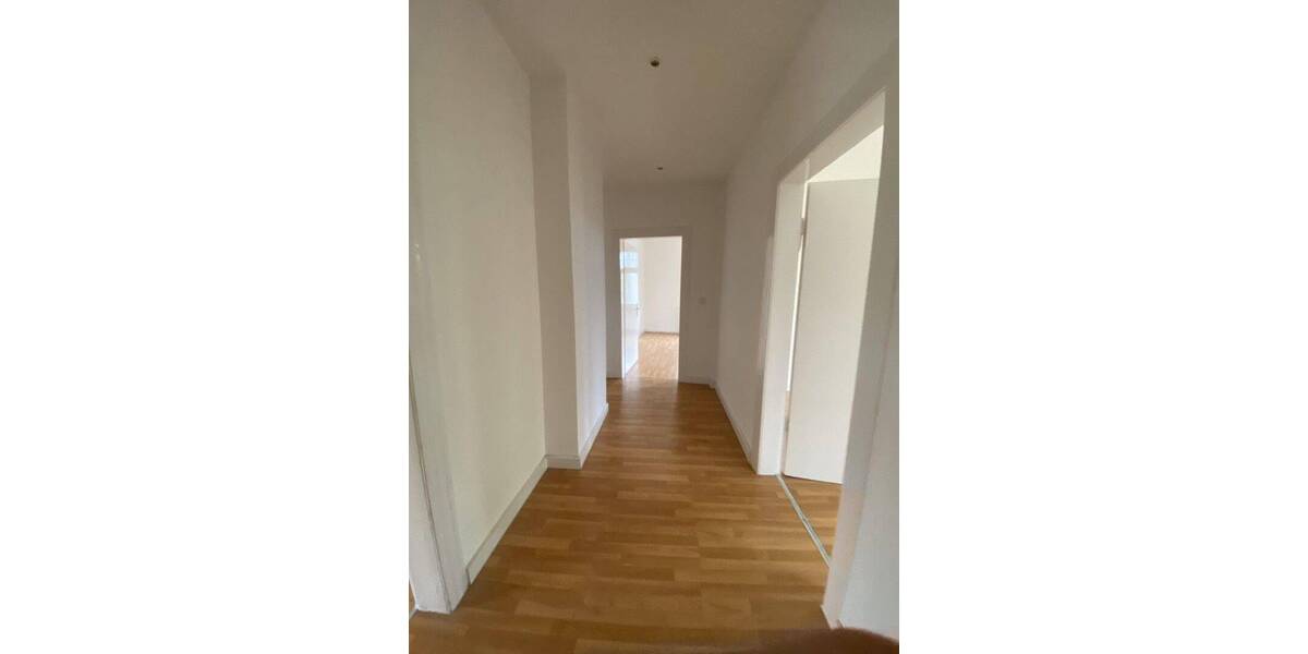 Etagenwohnung Oberhausen Sterkrade-Mitte - 4 Zimmer, 108 m&sup2;, 819&euro; | Angebot:26919396
