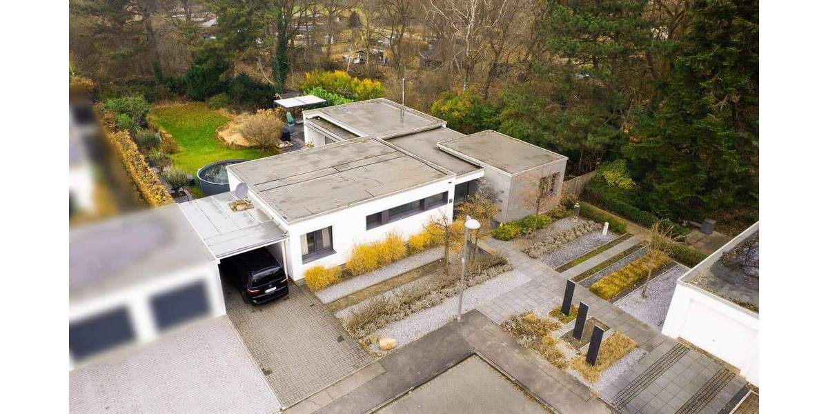 Wohnen auf einer Ebene - exklusives Einfamilienhaus mit beeindruckendem Außenareal in ruhiger Lage 5 zimmer