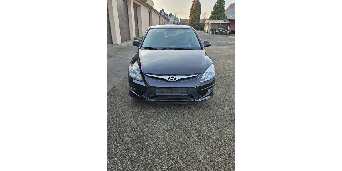 Hyundai i30 255.642 km 3.800 &euro; Bochum 44795