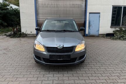 Skoda Fabia 92.000 km 4.299 &euro; Duisburg 47179