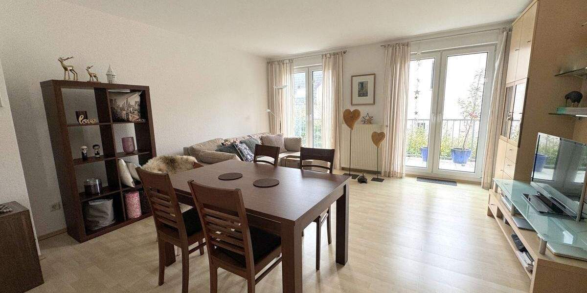 Etagenwohnung Bochum Stiepel - 2 Zimmer, 61 m&sup2;, 250.000&euro; | Angebot:25692712