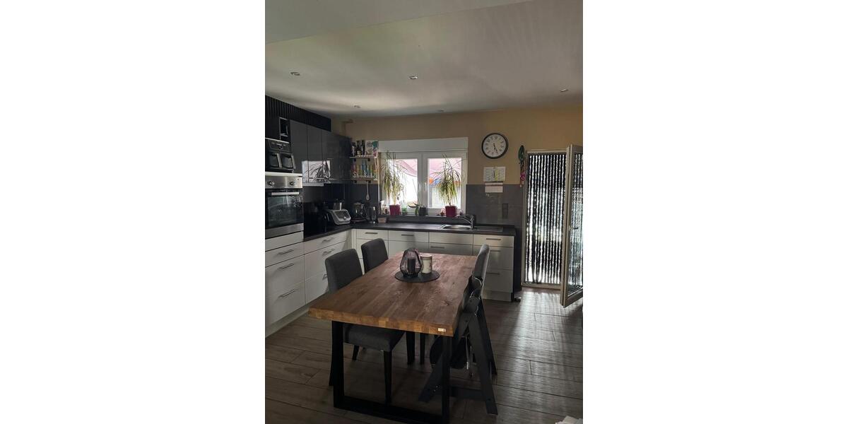 Reihenhaus Duisburg Beeck - 2 Zimmer, 70 m&sup2;, 275.000&euro; | Angebot:26837377