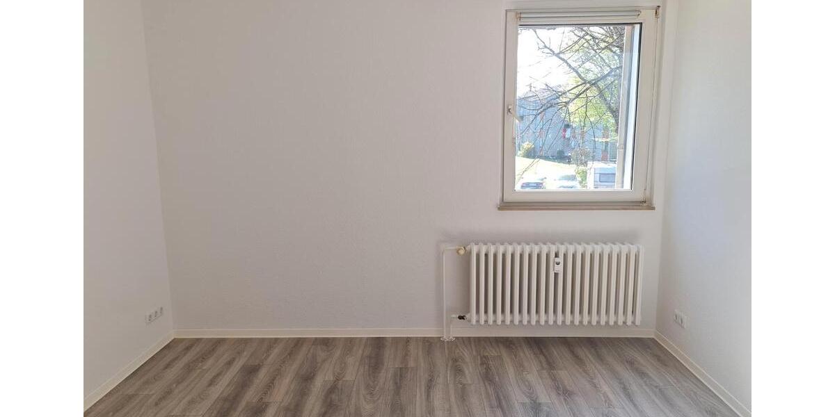 Etagenwohnung Duisburg Hamborn - 4 Zimmer, 68 m&sup2;, 530&euro; | Angebot:26145155