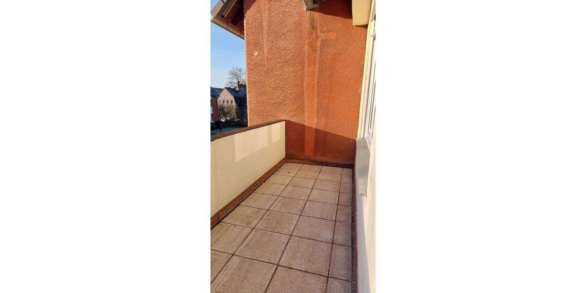 Gemütliche 3,5 Zimmer Wohnung mit Balkon, Wannenbad und GWC! 3 zimmer