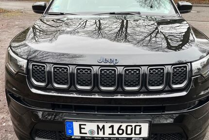 Jeep Compass 75.850 km 21.900 &euro; Essen 45138