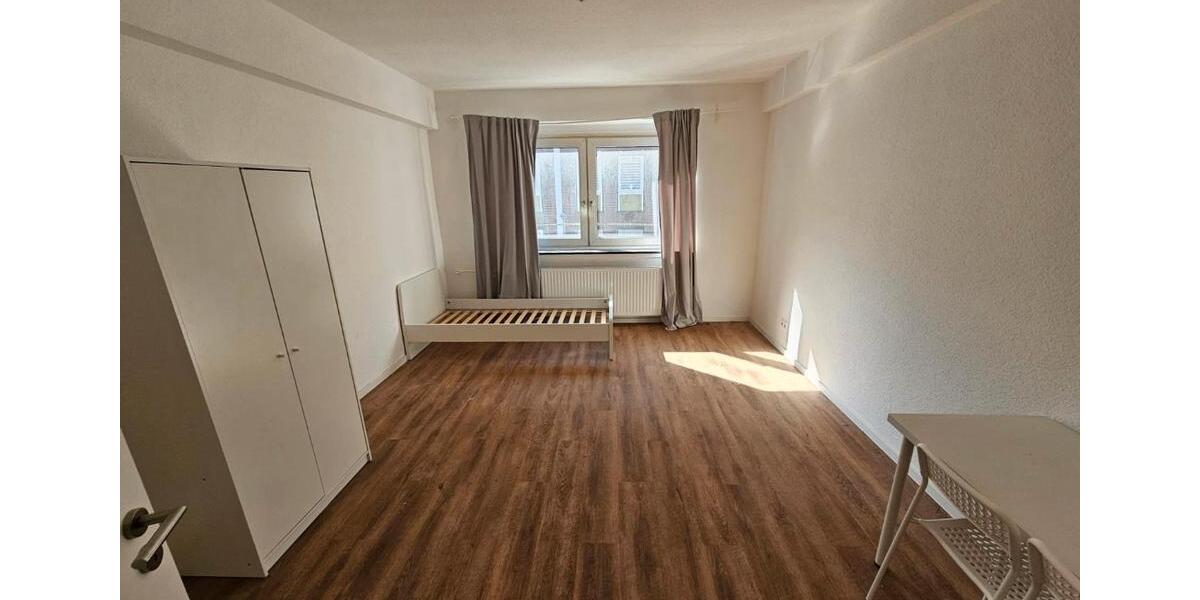 Historie trifft Moderne - Dein WG Zimmer in einer alten Druckerei 1 zimmer