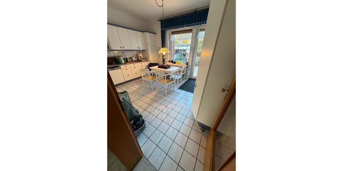 4,5-Zimmer Wohnung, Hochparterre in Wattenscheid- Eppendorf 4 zimmer