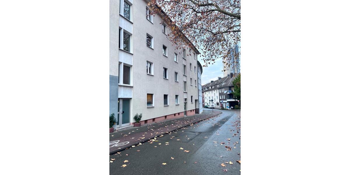 Zentral gelegene 3 Zimmer Wohnung im Essener Südviertel 3 zimmer