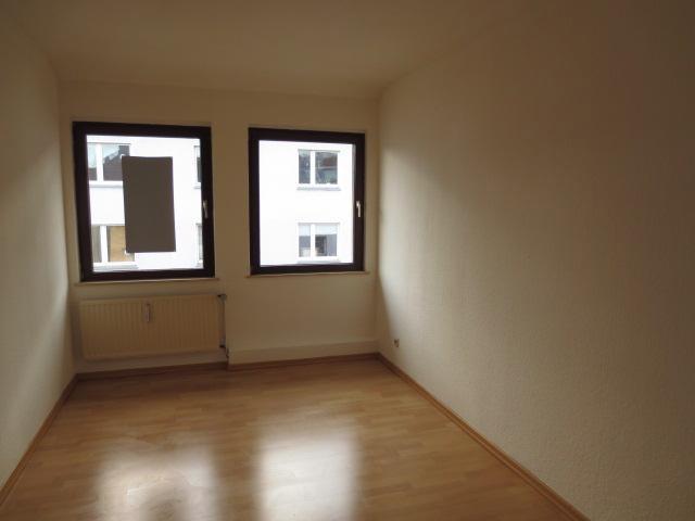 Etagenwohnung Duisburg Duisburg-Mitte - 3 Zimmer, 71 m&sup2;, 530&euro; | Angebot:25881182