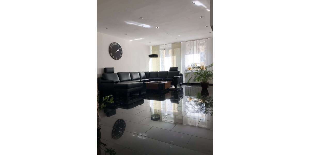 Wohnung zum Mieten in Essen 950 € 95 m² 2.5 zimmer