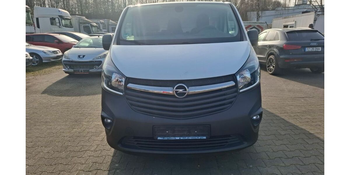 Opel Vivaro 230.000 km 6.900 &euro; Essen 45356