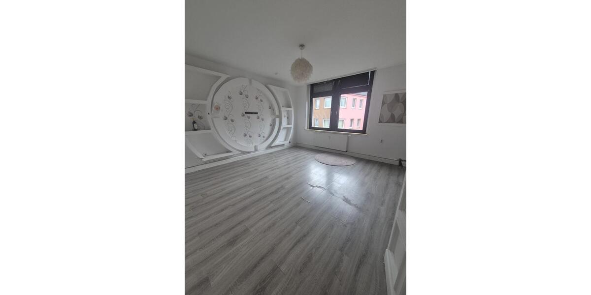 4-Zimmer-1. Obergeschoss in zentraler Mülheim an der Ruhr 4 zimmer