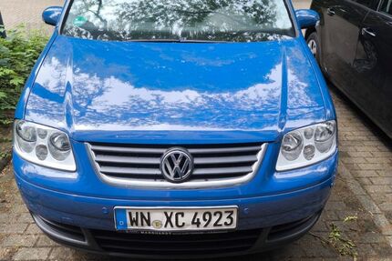 VW Touran 140.000 km 2.999 &euro; duisburg 47167