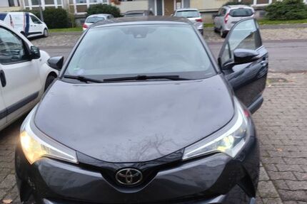 Toyota C-HR 93.500 km 14.600 &euro; Oberhausen 46045