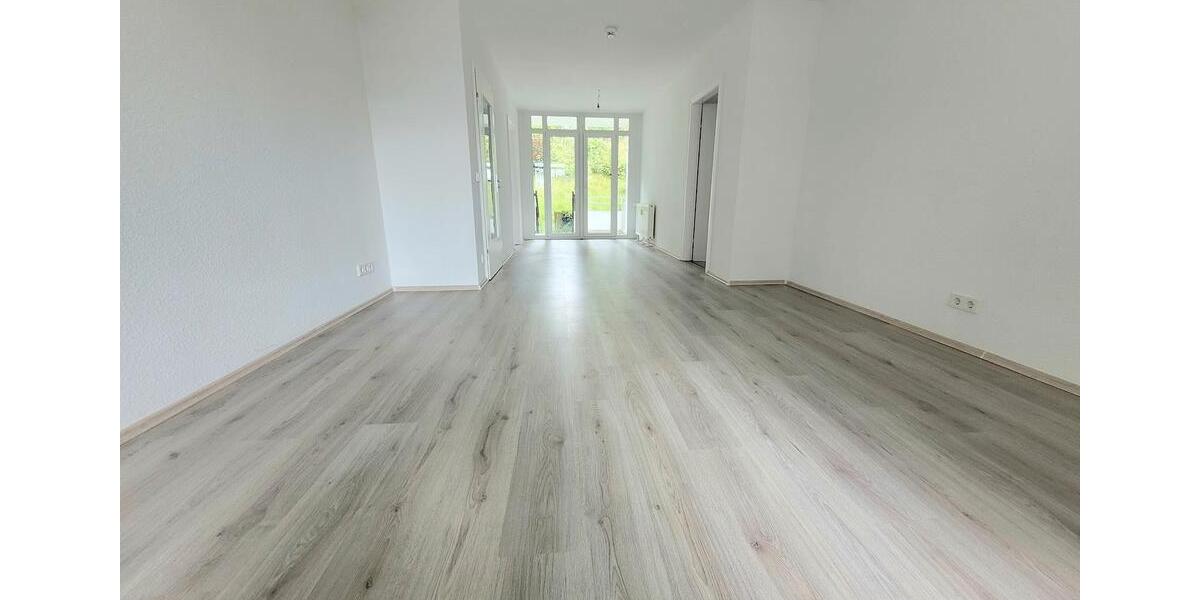 Erdgeschoßwohnung Essen Stadtbezirk VII - 3 Zimmer, 71 m&sup2;, 569&euro; | Angebot:25423607