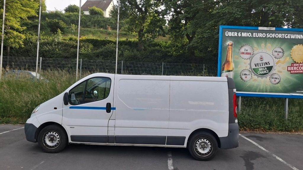 Opel Vivaro 210.000 km 3.100 &euro; Witten 58452