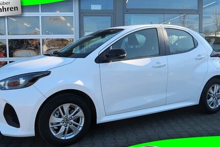 Mazda 2 Hybrid 3.000 km 22.880 € Marl 45772