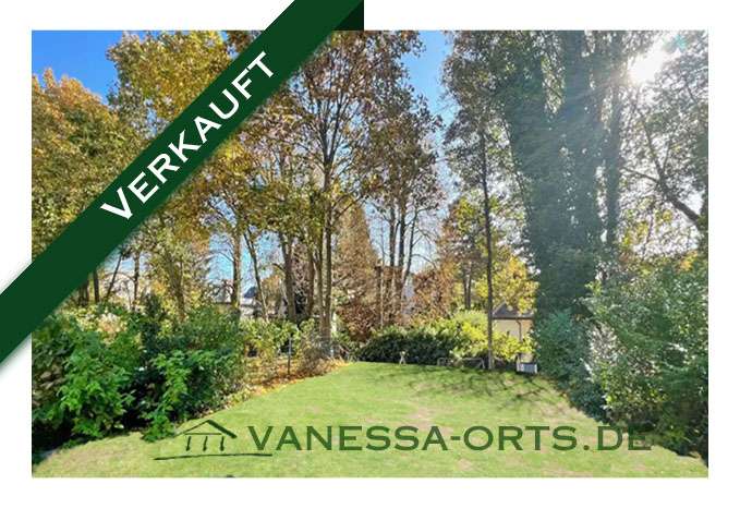 Haus zum Kaufen in Mülheim-Uhlenhorst 1.169.000 € 240 m² 6 zimmer