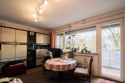 Wohnung Duisburg Hochheide - 2 Zimmer, 56 m&sup2;, 79.000&euro; | Angebot:25691019