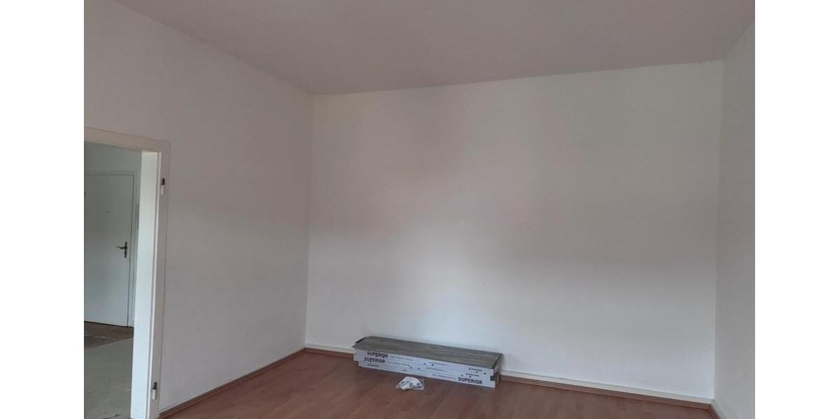 Dachgeschoßwohnung Hattingen - 2 Zimmer, 43 m&sup2;, 395&euro; | Angebot:26446402